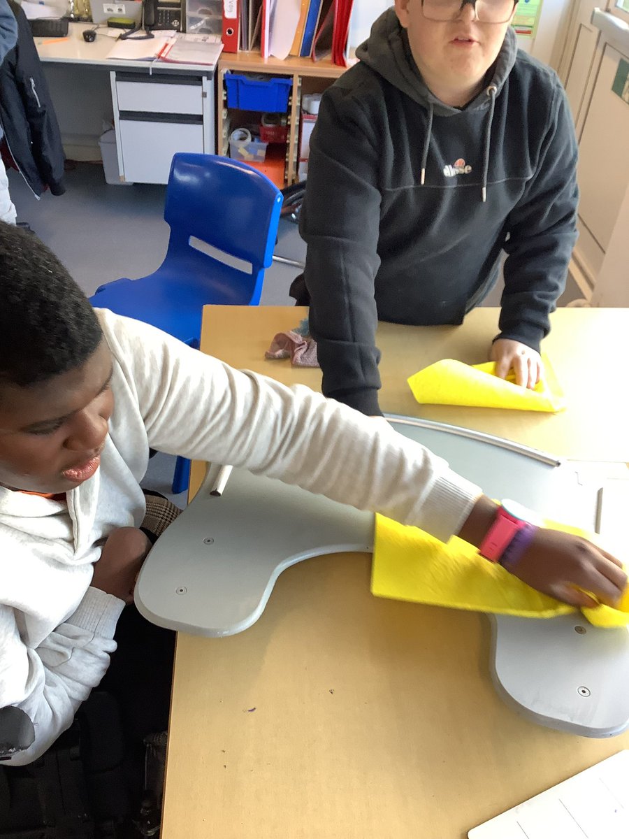 victoria_school's tweet image. Voyage students have been working incredibly hard - and been extra helpful - whilst practising their cleaning skills during their Independent Living module 🧼 🧽 🧹 

They’ve made some of the students work chairs look brand new 🎉🤩

#independence #workskills #SEND #education