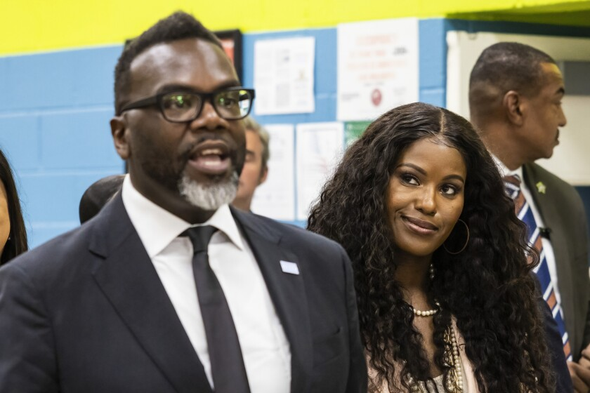 PekalaLaw's tweet photo. Ready???
#Chicago Public School teachers have only 176 classroom days, yet 4 in 10 were chronically absent (missing 10+ days), 
with median pay of $95,000. 
And can accrue 244 sick days.
And want pay hike to $144,000.
#Pensions #Monday #Illinois @vjeannek  https://t.co/0CbC80eiXj https://t.co/AAs10B8dd7