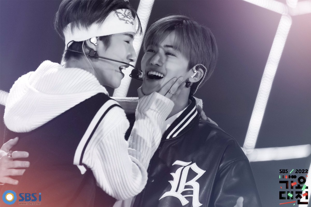 อ้าว ท่าเดียวกันนิ่ โอบเลดี้ปรางเป็นแฟนกันงั้นแจมเหรินก็