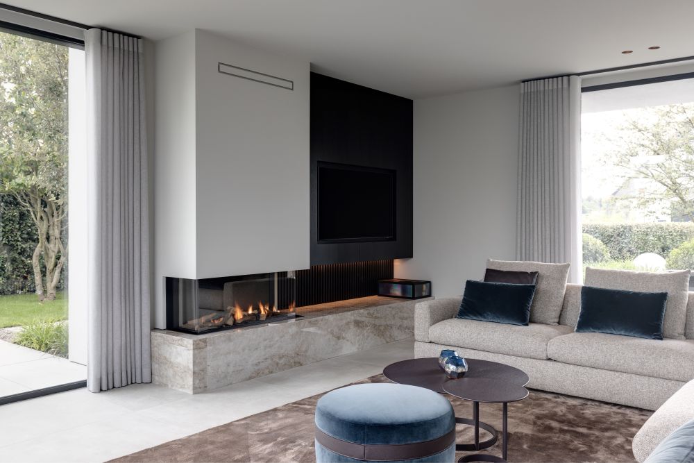 Het ventilatierooster voor een modern interieur.

Er zijn vele ruimtes in huis waar je moet ventileren maar waar je geen groot of opvallend ventilatierooster wil plaatsen. Wij hebben de oplossing! 

Kijk op zurl.co/A5fx