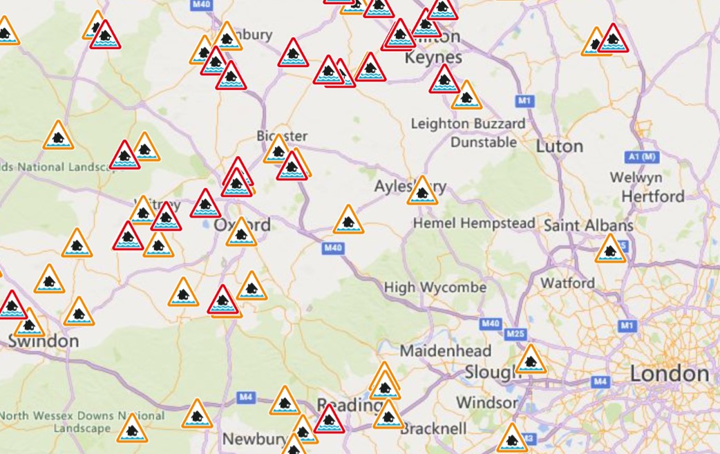 EnvAgencySE's tweet photo. There are several flood warnings and flood alerts in the central south, following Storm Bert over the weekend. 

Latest here: https://t.co/6pNHD8K3Jj

Find out what you can do: https://t.co/vAAvphzTlT

#StormBert https://t.co/useyIPSh3F