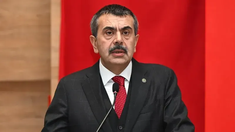 solcugazeteX's tweet photo. Milli Eğitim Bakanı Yusuf Tekin:

“Belediyeler anaokulu ve ana sınıfı açamaz.” https://t.co/5uT47N057m