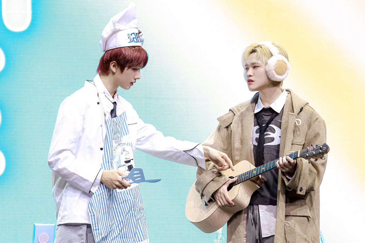 Ihave2pigs's tweet photo. 241124 🍴🎸

#지성 #JISUNG #천러 #CHENLE 
#지천 #SungChen #chenji   #NCT #NCTDREAM
#하늘천땅지 https://t.co/GaaAt1Fl40