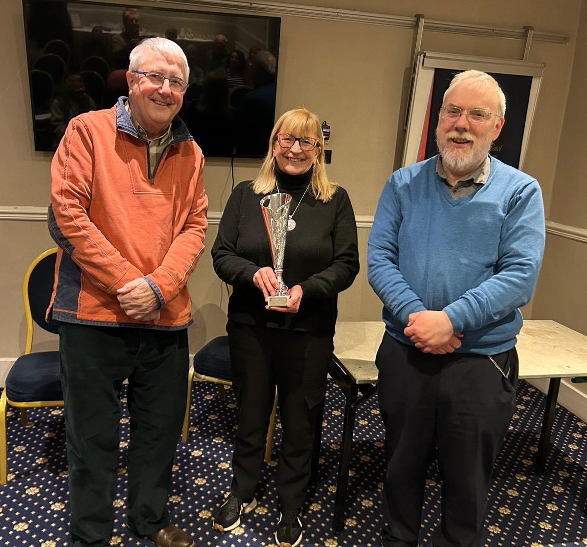 PerthshrWriters's tweet photo. Congratulations to the winners of our Flash Fiction contest. Here is first place winner Jennie Murray @lithgaelark receiving her trophy from adjudicator William Duguid @WilliamDuguid1 and club president Bob Ballard @lathrowriter https://t.co/cDVJQpvj8s
