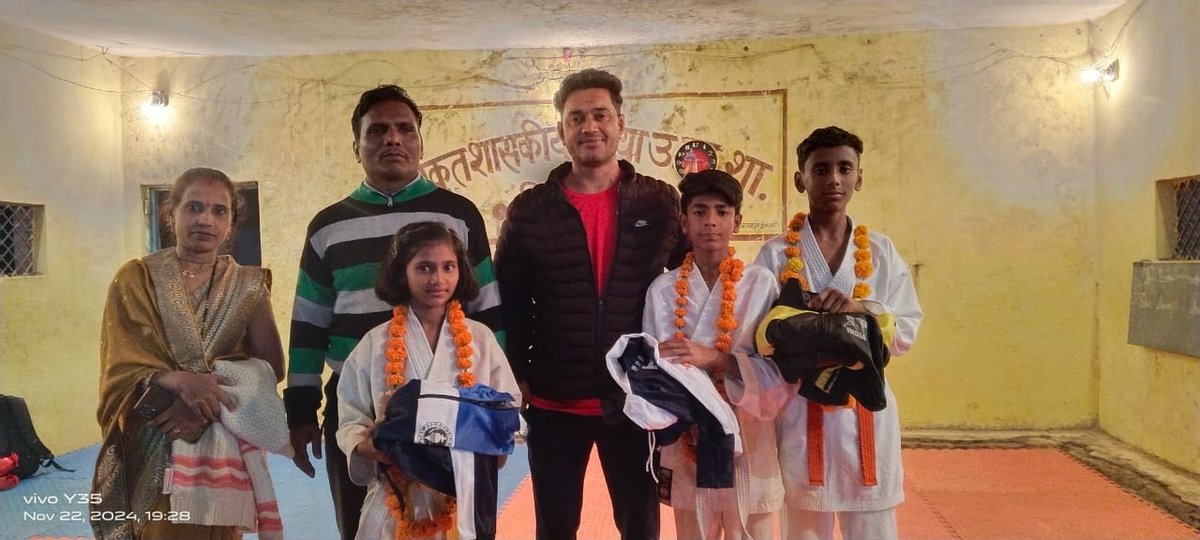 SamajikTinka's tweet photo. https://t.co/1JYzotRhi0
#Champions #karate https://t.co/PqoHvfOruy