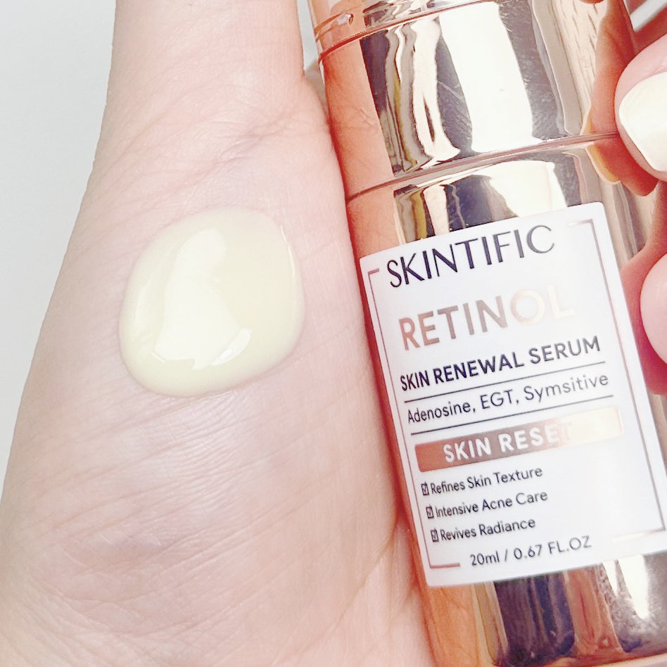 คืนนี้มาทา Skintific Retinol กันเร็วทุกคนนน ~ หลังจากที่ลืมทามาหลายวัน เค้าเป็นเรตินอลบริสุทธิ์ 0.1% ช่วยให้ผิวดูเรียบเนียน กระชับ แล้วผิวก็ดูใส ดูแข็งแรงขึ้นด้วย #ของดีบอกต่อ #ใช้จริงรีวิวจริง https://t.co/oEPH3le94C