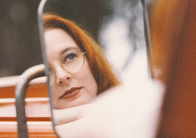 Tiarn Toni is on Jamsphere Radio rotation with the Alt-Country track, 'Small Country Hometown'. 📻🎶 #TiarnToni #SmallCountryHometown #AltCountry #JamsphereRadio #NewMusic - jamsphererockradio.com/tiarn-toni-sma…