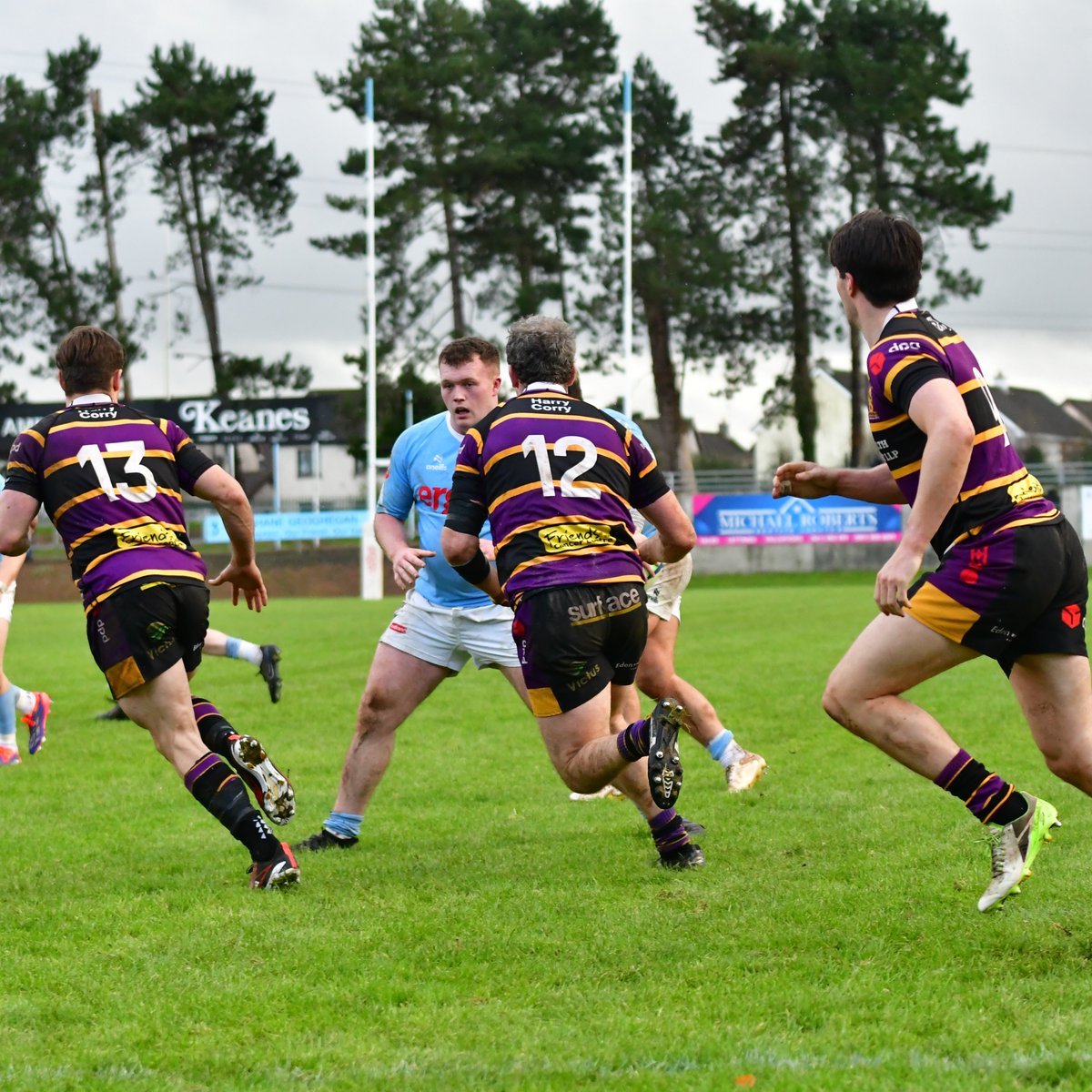 Instonians sealed their victory against Garryowen in a tight semi-final, final score 19-24 👊 

They will go on to face Lansdowne on the 4th January 2025 in the Bateman Cup final 🏆

Full match info 👉 bit.ly/3Z1UHnj