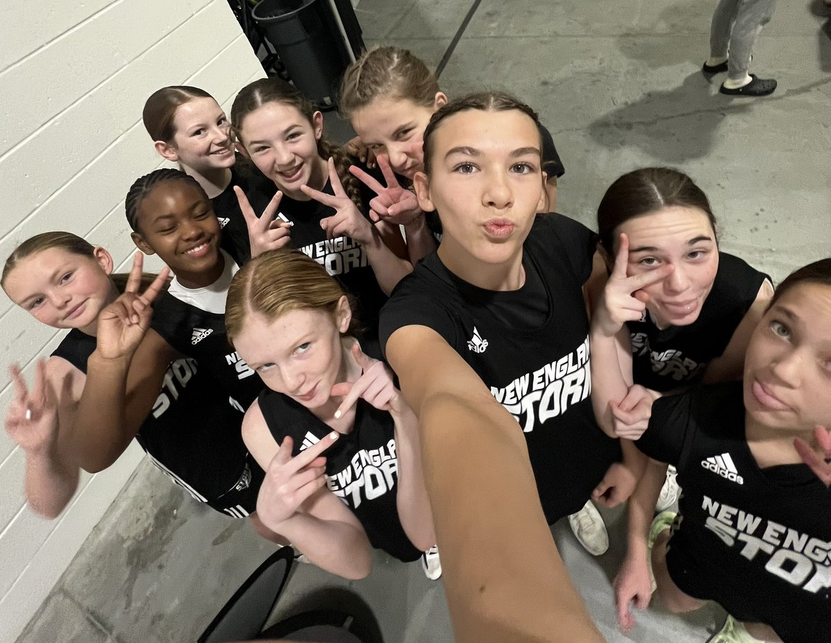 So proud of our 7th grade NE storm SS platinum team. Played up in tough 8th grade division <a href="/BasketBullhoops/">BasketBull</a> Mohegan Sun Tourney, won our pool before bowing out to eventual champ <a href="/mariasach3/">maria</a> NE storm SS 8th grade in semis. #grit #team <a href="/coachsach2/">Mike Sacchitella</a> <a href="/NEStormBball/">New England Storm</a> <a href="/AngelaMerg04330/">Angela</a>