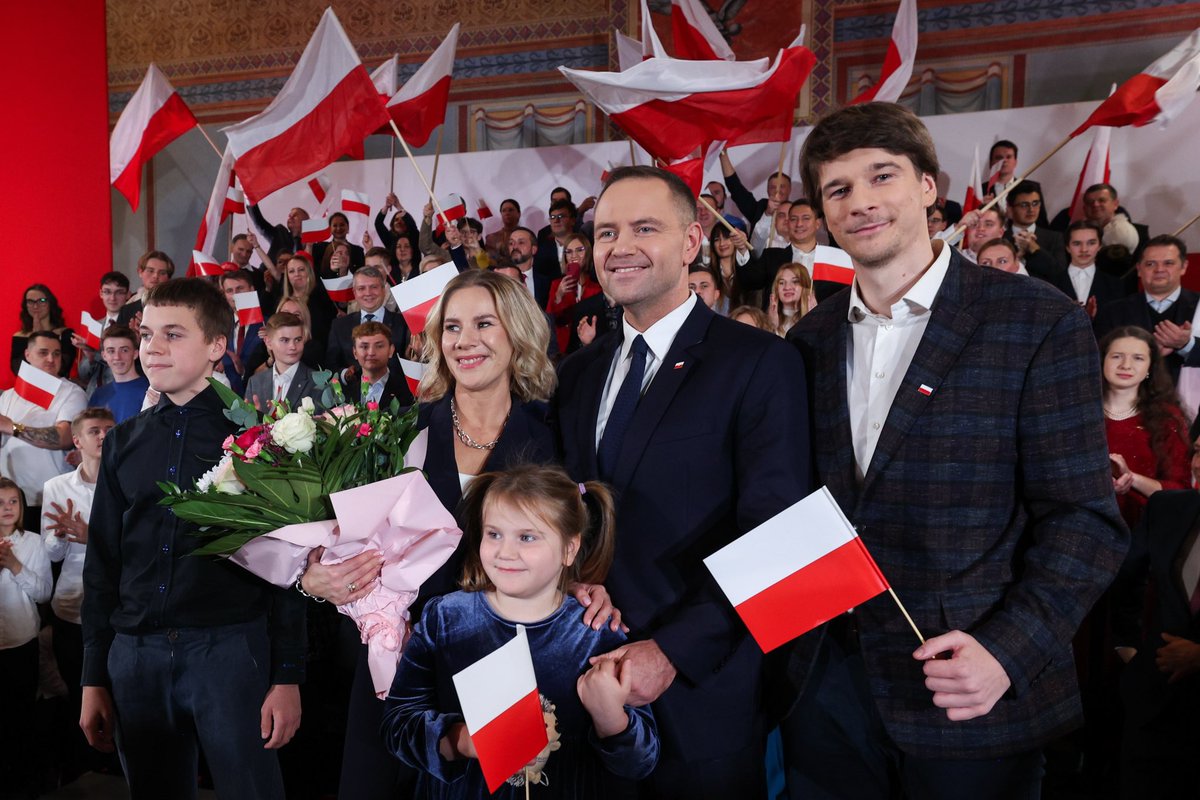 Mateusz Morawiecki tweet media