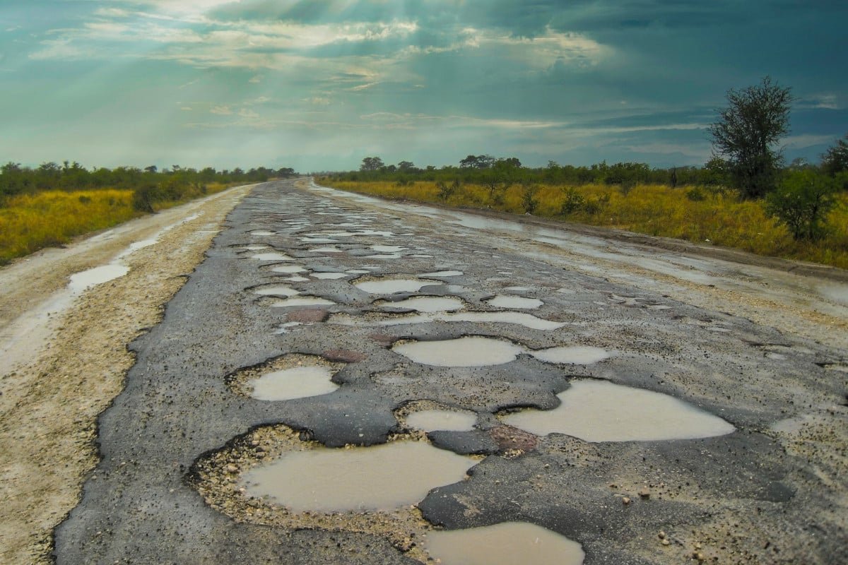 CapricornFMNews's tweet photo. #PoorRoadConditions The Democratic Alliance in Limpopo says it has requested the MEC for Public Works, Roads and infrastructure, Ernest Rachoene to undertake budget and project management review of the Roads Agency Limpopo to address the terrible state of the R522, R530 and R561 roads.
This after RAL acknowledged to the DA that regional roads remain in a poor condition and cannot be repaired due to budget constraints. MM