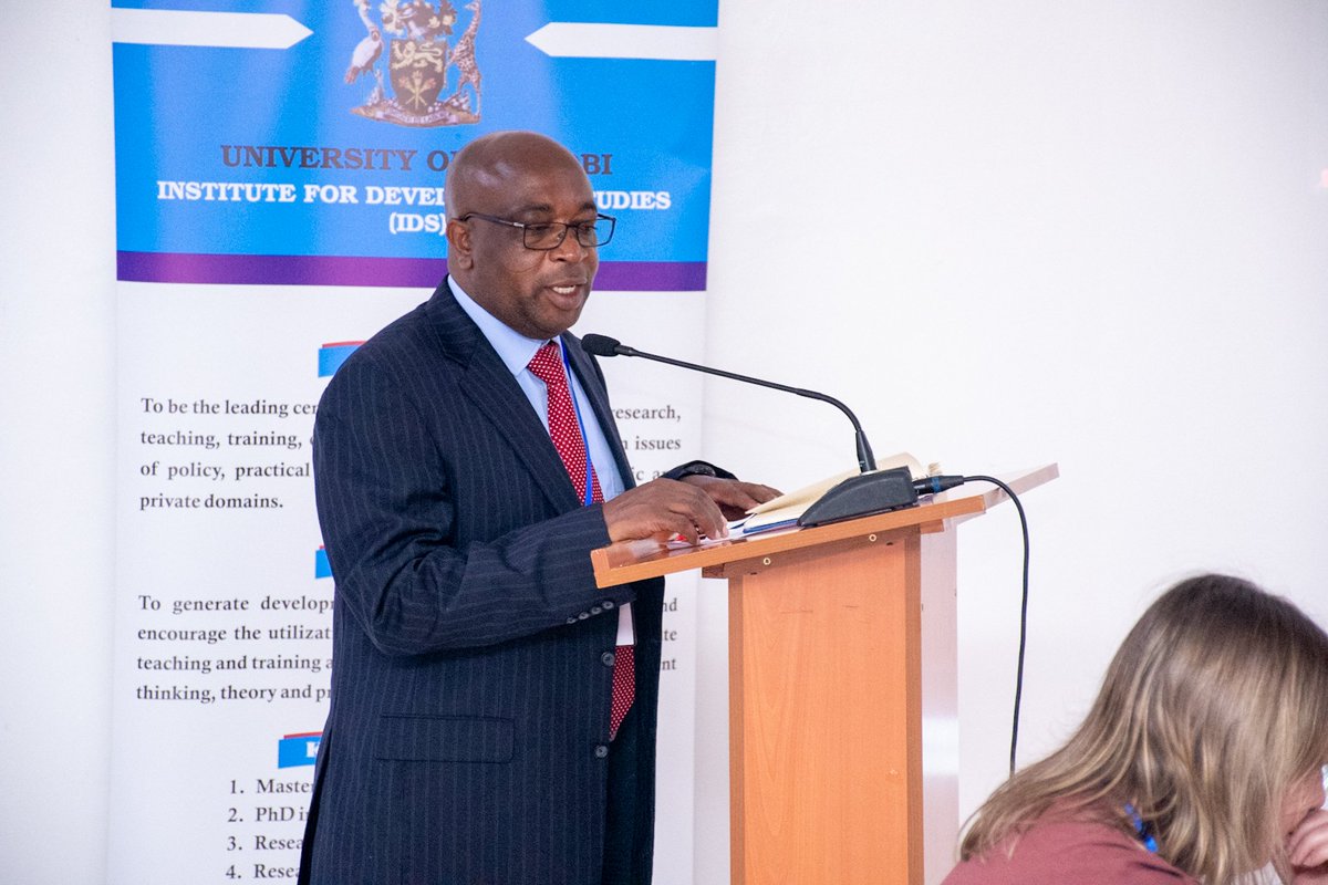 IDS_UONBI's tweet photo. Welcoming remarks by Prof Paul Kamau, Director of Research at IDS during the Strengthening Democracy in Africa: pathways towards inclusion, participation and transformation workshop. IDS's vision is to be a leading centre of excellence for development research.
#Democracy https://t.co/zMCRmNmdqo