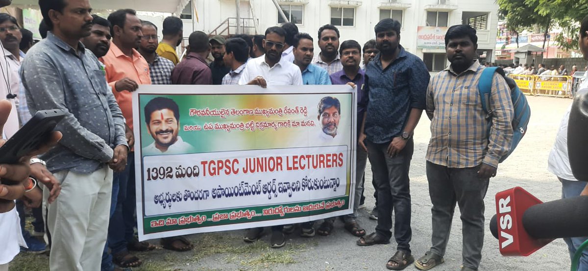 CHARANSING09's tweet image. Hon&apos;ble deputy CM @Bhatti_Mallu sir, గాంధీ భవన్ లో హామీ icharu #JL appointments. Please sir we can&apos;t bare this mental pressure everytime. We request to issue #JL appointments along with group 4 candidates. Thanking you sir