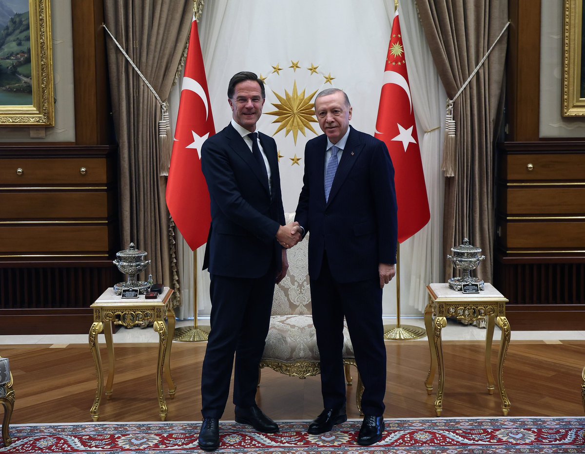 tcbestepe's tweet photo. Cumhurbaşkanımız @RTErdogan, NATO Genel Sekreteri Mark Rutte’yi Cumhurbaşkanlığı Külliyesinde kabul etti. https://t.co/aVTxgCIJYH