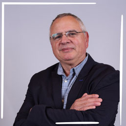 [#Institutionnel]
Le #CNOSF félicite Frédéric Montoya pour son élection à la présidence de la <a href="/ffrandonnee/">FFRandonnée</a>, remportée avec 69,4% des voix.
Président du comité départemental de Seine-et-Marne et membre du comité régional d'Île-de-France, Frédéric Montoya s'investit depuis plus de