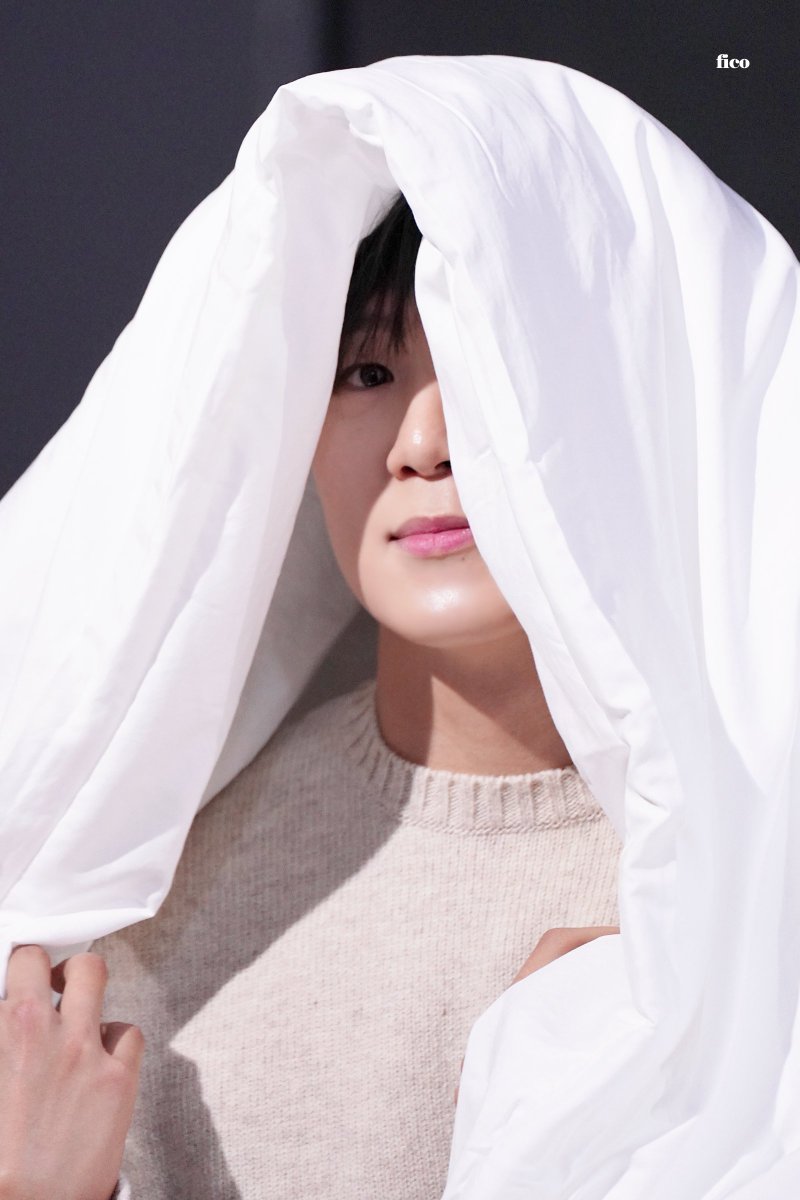 241123 미니레코드 팬사인회
어디서 섬유유연제 향기 나는것같은데
#정승원 #리베란테
