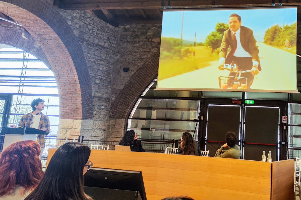 Our very own Luca Frosio using Mr Bean bike ride to pitch his 🔥 discoveries on IFN regulation in macrophages - stay tuned!!!