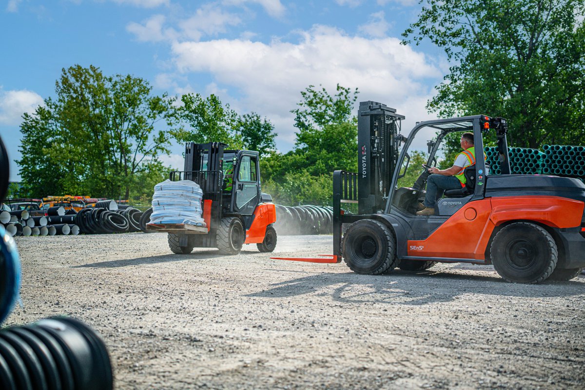 ToyotaMHS's tweet photo. 🚀 Introducing the lithium-ion powered Integrated Electric Pneumatic Forklifts 🚀

Now available to order from our dealership in Santa Fe Springs, Los Angeles County!🔋

https://t.co/f7gqUV8KJb

 #ElectricForklifts #LithiumIon #EmissionFree #SantaFeSprings #LosAngelesCounty https://t.co/5UqPoivLXk