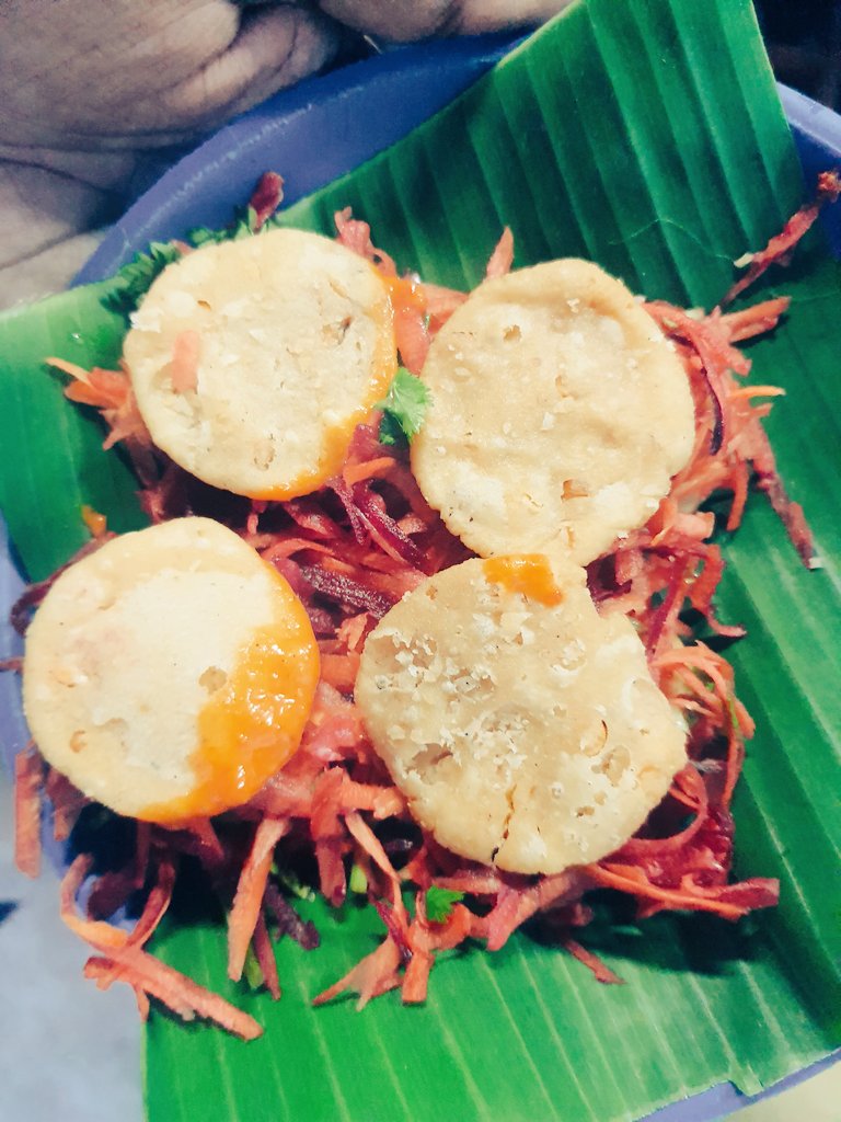 Thattuvadai set! A semi-healthy, crunchy roadside treat 😋 enjoyed with my partner to celebrate becoming eligible for creator revenue sharing!
