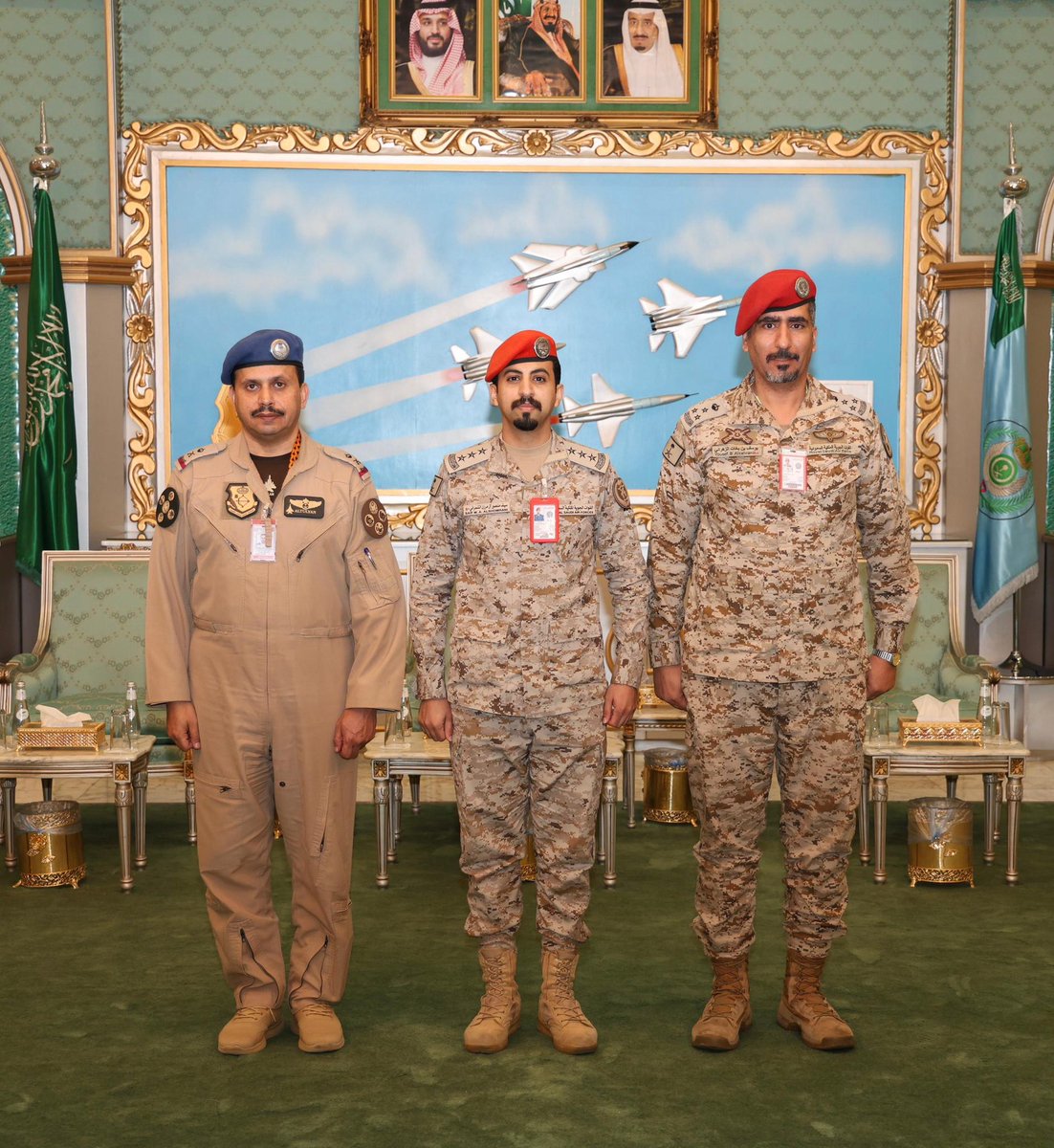AlMarzan_sh's tweet photo. 🎖️👑 ترقية

صدر الامر الملكي الكريم بترقية
الأخ سيف بن منصور عايض بريك #ال_مرزن @Saaif_111 
إلى رتبة نقيب في القوات الجوية، وبهذه المناسبة نبارك له هذه الترقية ونسأل الله أن تكون عوناً له على خدمة دينه ثم مليكه ووطنه، والتهنئة موصوله للعم @Dr_mansour_ 
#ال_حارثية #شمران #البشاير https://t.co/ojcISRJhbd