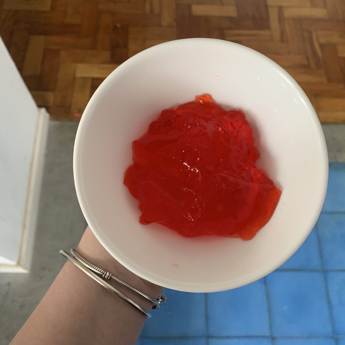 dietappen's tweet image. 🥚🍓 lunch

230 calories 
c: 1,3g 
p: 24,7g 
f: 12,8g