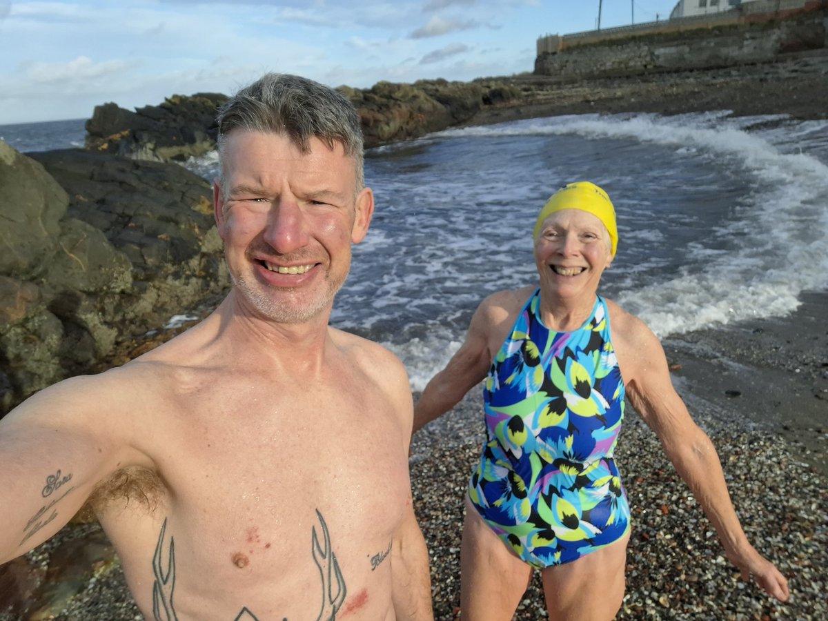 aljaroo1874's tweet photo. #CockenzieCove once again looking absolutely splendid when Sue and I had our #MondayDip 
#SunnySwim #SeaSwim #Cockenzie 
#EastLothian #ColdWaterSwimming https://t.co/n2PpUAJUmn