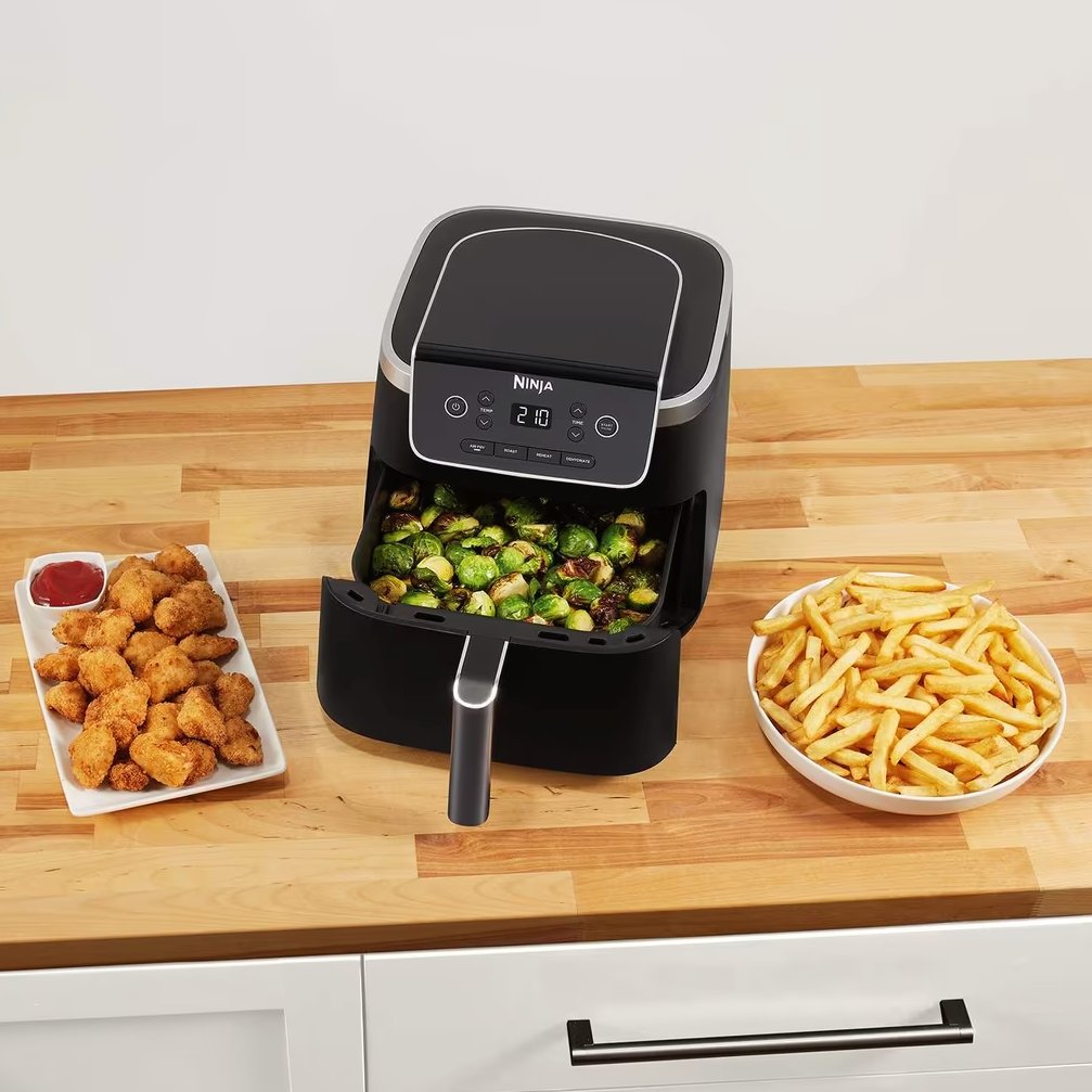 Dealabs's tweet photo. 🔥
Pas mal de deals si vous cherchez un AirFryer (Ninja, Philips...) 👇
➡️ https://t.co/sJKdwFkEbO ⬅️ 

➡️ https://t.co/rhVgd3a8PU ⬅️ 

➡️ https://t.co/LI2LpYeDWZ ⬅️ 

➡️ https://t.co/9Y9hUNr4dZ ⬅️ https://t.co/tgdQ3N1b40