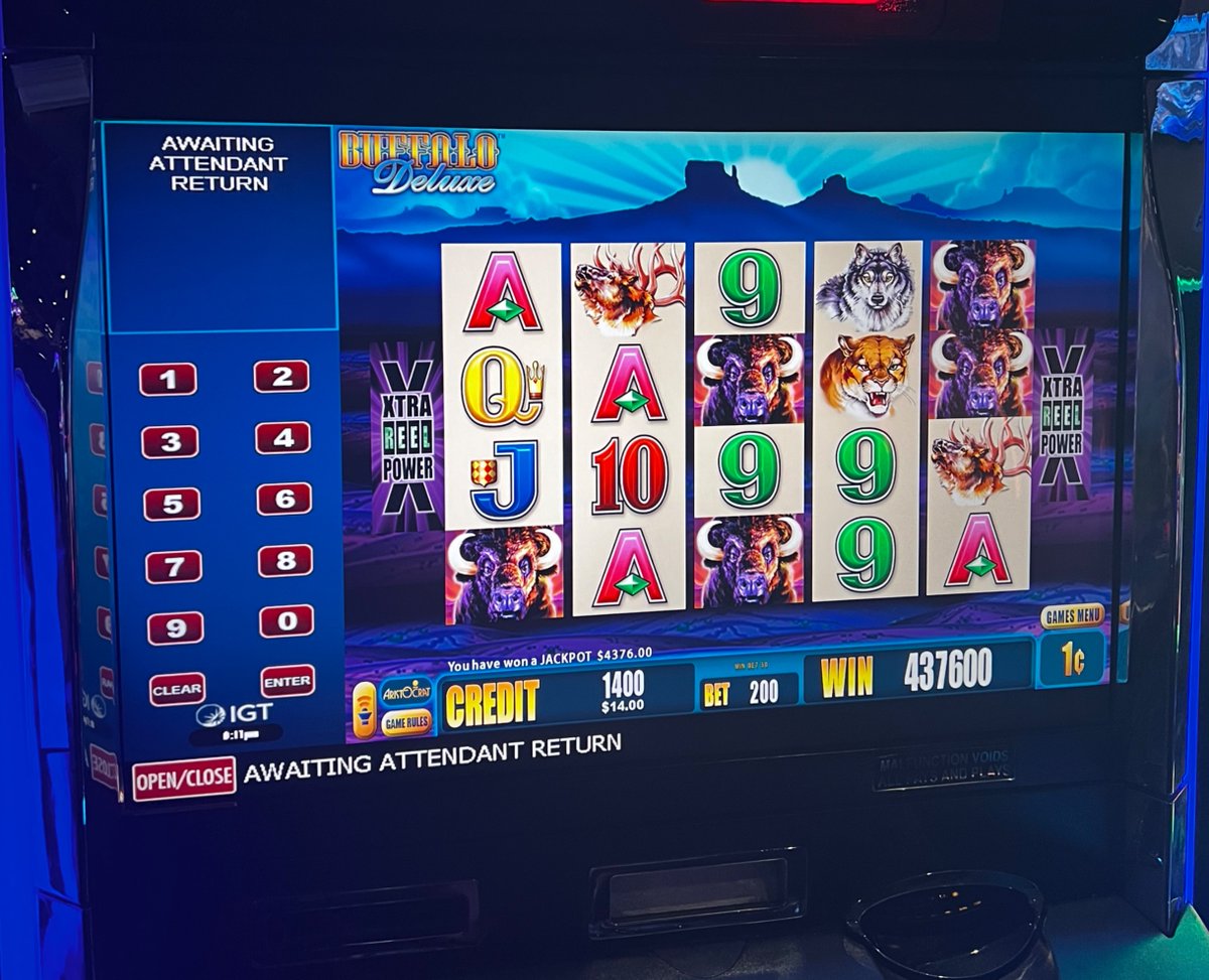A few great jackpots last night at Wildfire Rancho:

-$10,000 ($.88 bet) on Triple Supreme Extreme
-$8,322 ($1.50 bet) on Mo Mummy
-$4,376 ($2.00 bet) on Buffalo Deluxe