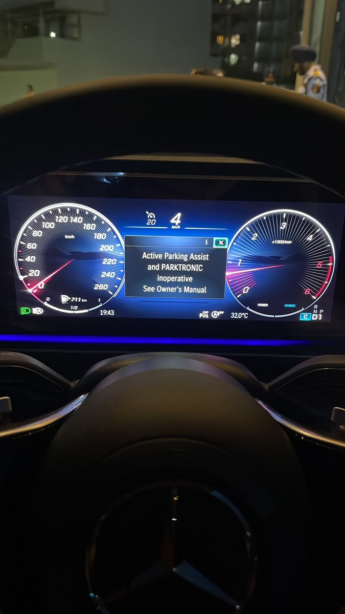 AmanGoomber's tweet photo. @MercedesBenz If only their cars were as good as the art.

@MercedesBenz makes #FaultyMercedes and @MercedesBenzInd is no help after the money is in their pockets. #GreedyMercedes 

#MercedesGLE parked at @joshiautozone1 for over 4 months now
#NeverTrustTheStar https://t.co/BRAwcMbpgW