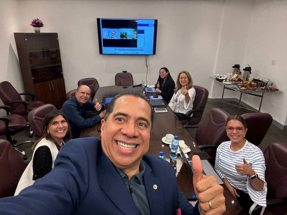 FreddyAlvarezE's tweet photo. Este trabajo y compromiso no se detienen. La semana pasada cumplimos con diversas reuniones dentro de Kiwanis. 

Quiero reiterar mi más sincero agradecimiento a todos mis hermanos kiwanis.

¡Seguimos juntos, transformando vidas! https://t.co/IEMId3zlgU