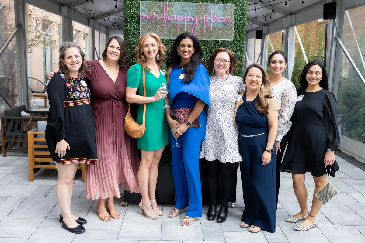 Save the date for your UMKC School of Medicine 2025 Alumni Reunion on Saturday, March 29, 2025, at the Fontaine Hotel on the Country Club Plaza. Registration is now open. We’ll see you there!
umkcalumni.com/SOMReunion2025