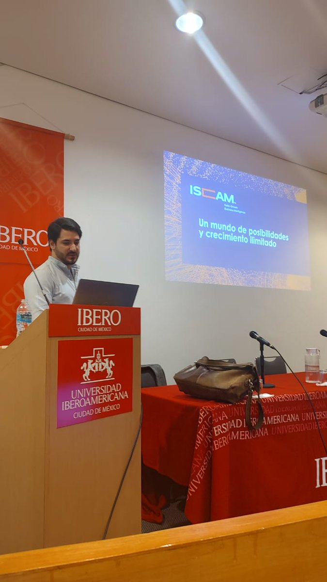 iscam_mx's tweet image. Tuvimos el privilegio de impartir el masterclass Más allá de la intuición dominando los datos para decisiones estratégicas, con los estudiantes de la @IBERO_mx sobre el poder de la toma de decisiones basadas en #datos.
#ISCAM #SomosISCAM #ISCADEMY #CanalMayoreo #DataDriven #IBERO