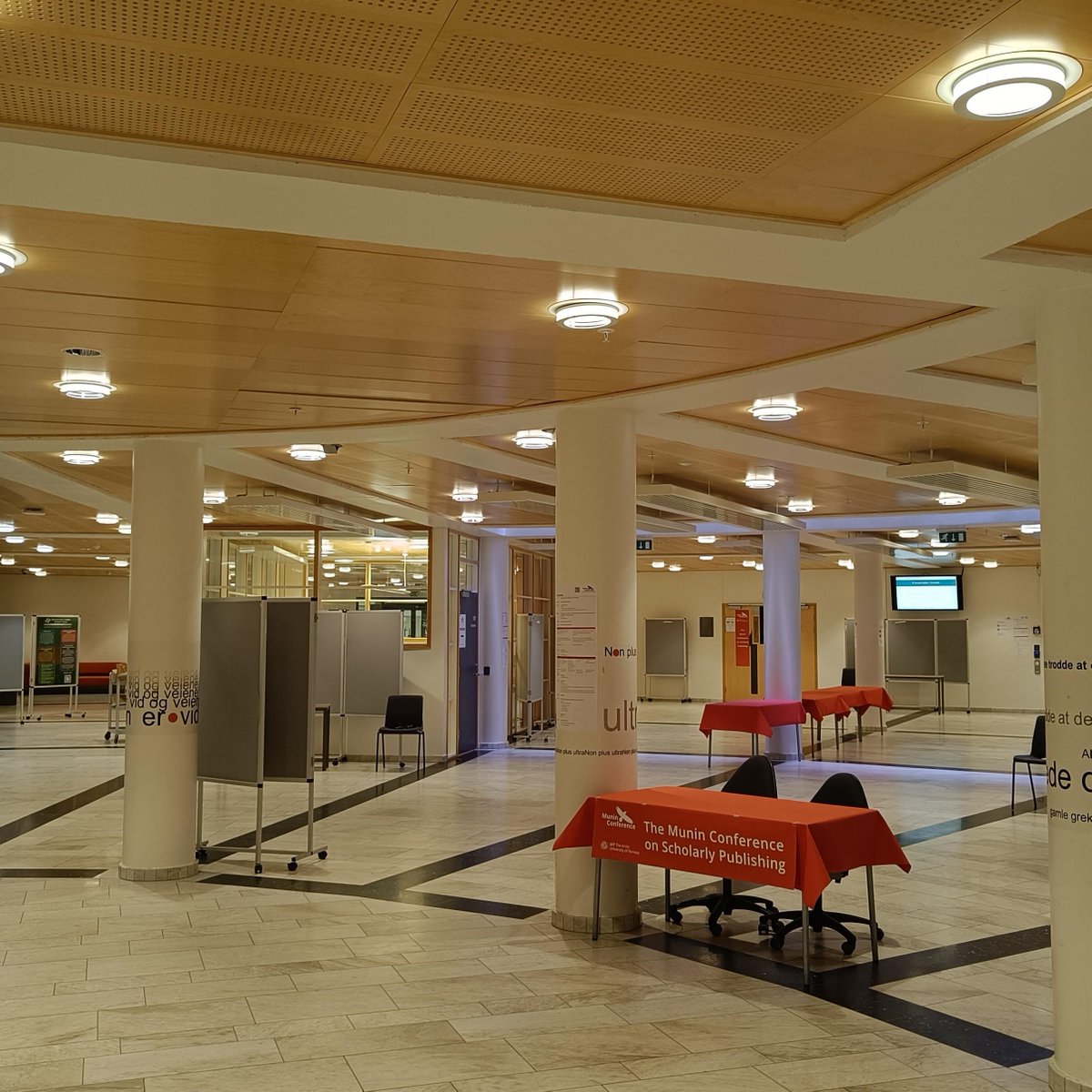 #Munin2024 is set up and waiting for its onsite participants.
If you want to follow the conference online, we have posted the streaming links for the presentations in the programme: site.uit.no/muninconf/prog… .