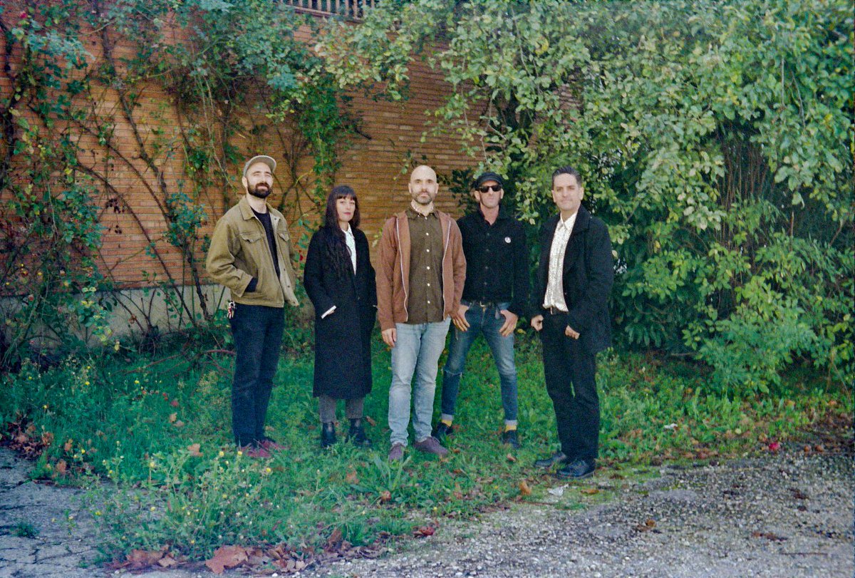 Izaki Gardenak tweet media