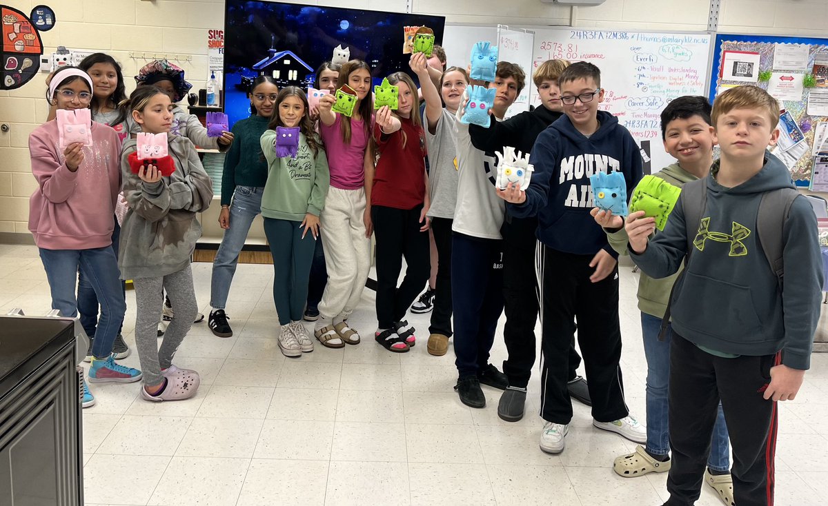 MACS_CTE's tweet photo. Love the hands on sewing projects with Mrs. Thomas’ class at the middle school! @MACSchools #CTE  @CTEforNC https://t.co/2bH9O5CvQ8