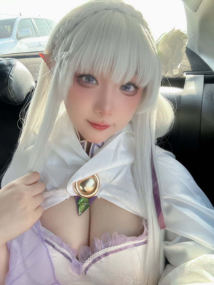 H39496574's tweet photo. EMT～
#爱蜜莉雅 #cos #从零开始的异世界生活 https://t.co/rEzFMf4SCv