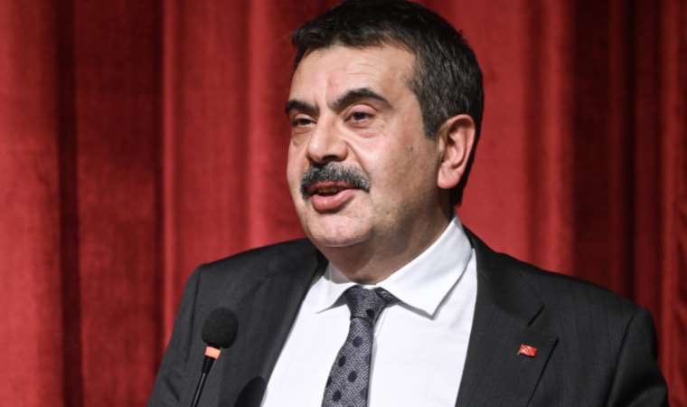 👉Yusuf Tekin, :"Belediyeler anaokulu açamaz."
👉O okullara nasıl konarız tarikatlara devr eder tarikat okulu yaparız adlı çalışma…
👉Bu siyasal islamcı leş insanlığa halka beş kuruş yararı dokunmayan zihniyetten midesi bulanan tek ben miyim? … #cokusdonemi