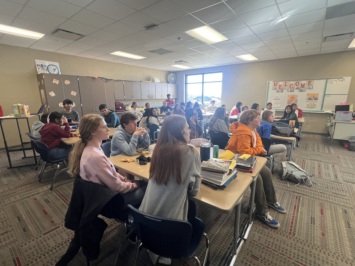 Thank you Katie Becker, owner of Hotworx and Tasty Good Toffee, for speaking about her business and technology experience at our meeting today!  @tastygoodtoffee @Hotworxcrete <a href="/NebraskaFBLA/">Nebraska FBLA</a> #CreteCardinals
