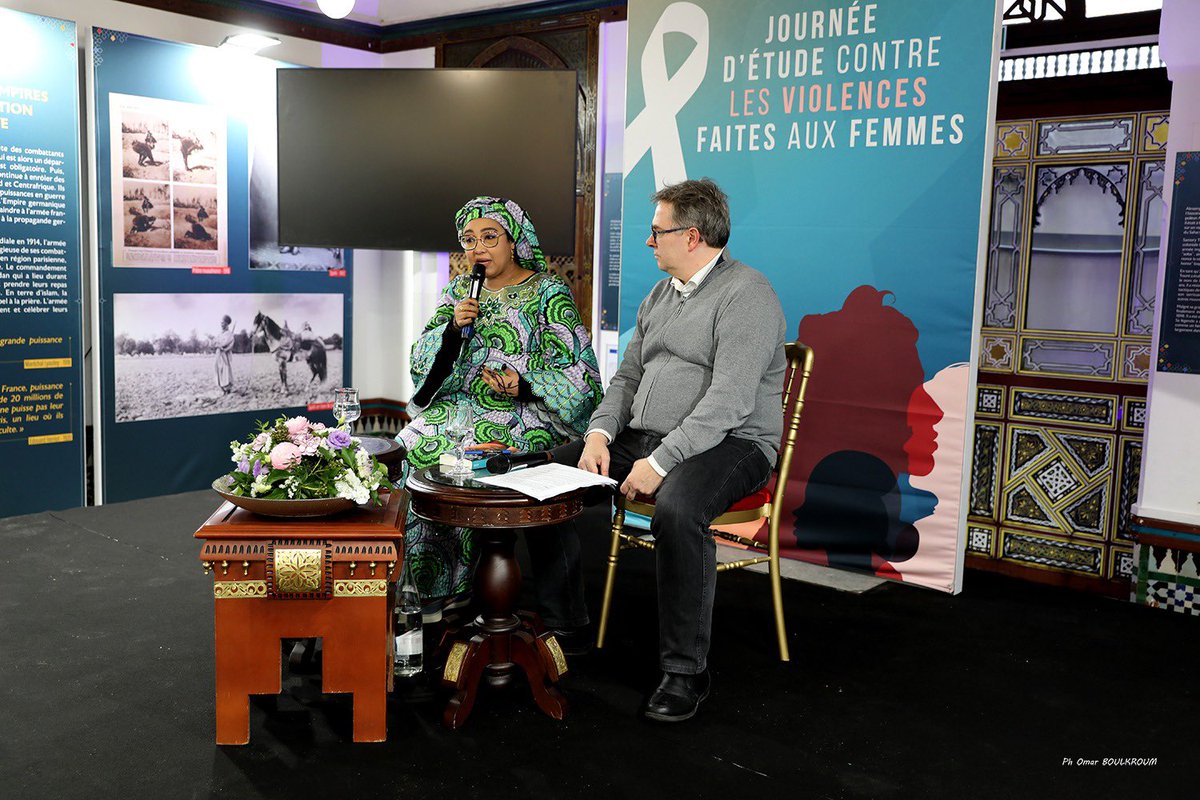 Grande Mosquée de Paris (@mosqueedeparis) on Twitter photo #Journée d’étude contre les #violences faites aux #femmes : notre événement se conclut avec la parole sage et émouvante de notre grand témoin, l'écrivaine <a href="/DjailiAmal/">Djaïli Amadou Amal</a>, dont l'œuvre est mue par un engagement exceptionnel contre les injustices subies par les femmes.
➡️ #Journée d’étude contre les #violences faites aux #femmes : notre événement se conclut avec la parole sage et émouvante de notre grand témoin, l'écrivaine <a href="/DjailiAmal/">Djaïli Amadou Amal</a>, dont l'œuvre est mue par un engagement exceptionnel contre les injustices subies par les femmes.
➡️