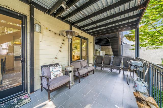 AgentMikeCheck's tweet image. 💥Another Luxury Listing SOLD By MC Luxury Living/Michael Check💥
📍213 Clinton St. #1, Hoboken, NJ📍
2 BEDROOMS | 2 BATHROOMS | PRIVATE BACKYARD
✨Welcome to Hoboken, Denyse! You’ve earned this, and I couldn’t be happier for you. ✨