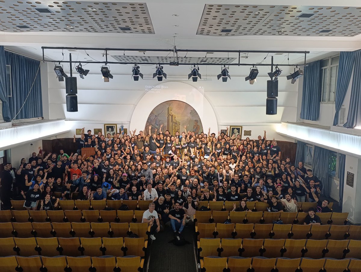 JUVENTUD UNIVERSITARIA PERONISTA MESA NACIONAL 🇦🇷✌🏼

|| <a href="/JUPNacionalOK/">Mesa Nacional JUP</a>