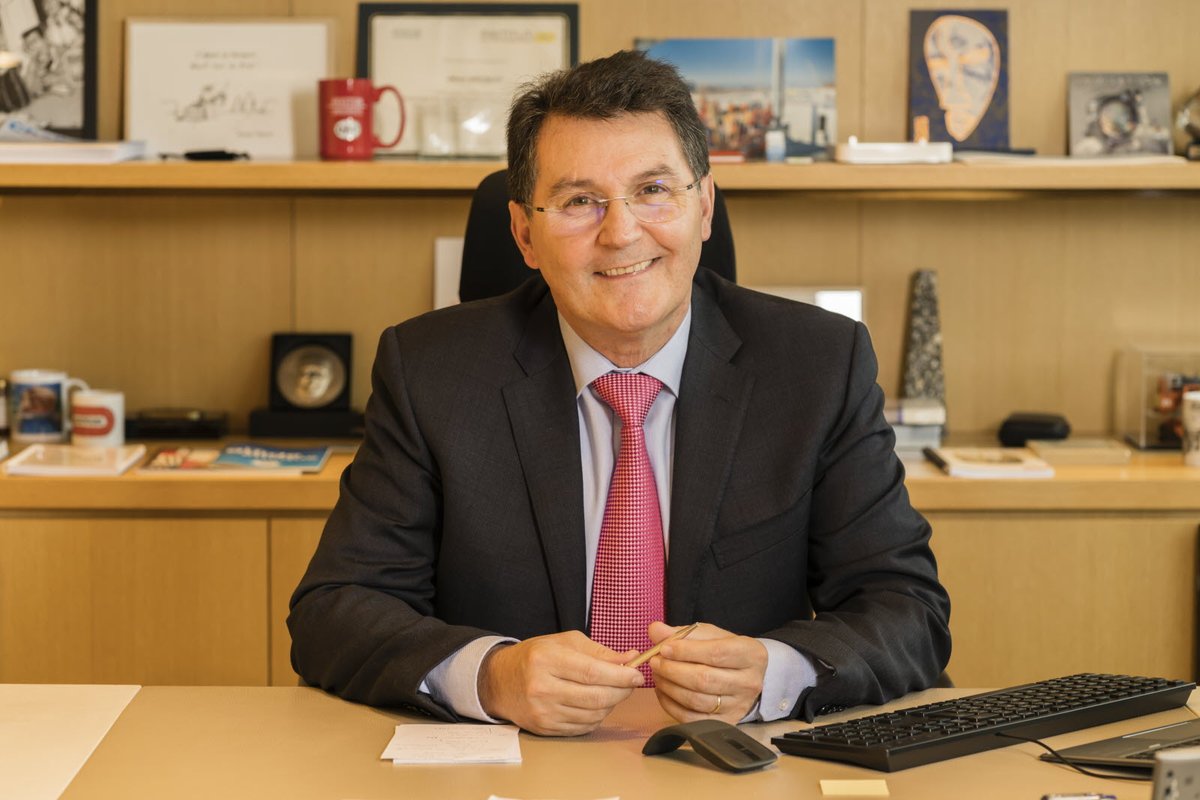 Olivier Roussat, groupe Bouygues : « Avec l’Insa Lyon, on a une culture commune » #Lyon 

👉 c.leprogres.fr/economie/2024/…