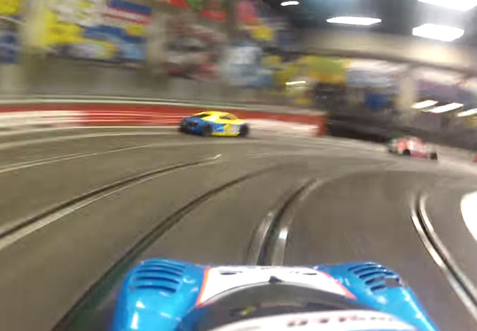 daVideoGlasses's tweet image. Record the race from start to finish without lifting a finger! Our video sunglasses do it all! 🚗💨 #RaceDayEssentials #VideoSunglasses #CaptureTheAction #CarLife #HandsFree