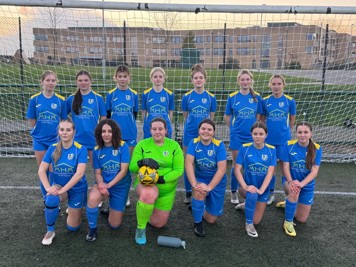 A first outing in the new football kit for the under 16 girls tonight. They put in a fab performance winning 7-0 v Chepstow. Well done girls 👏 
A huge thank you to <a href="/Mon_Housing/">Monmouthshire Housing Association (MHA)</a> for sponsoring the new kit for the girls to wear. We really appreciate the support 🙏