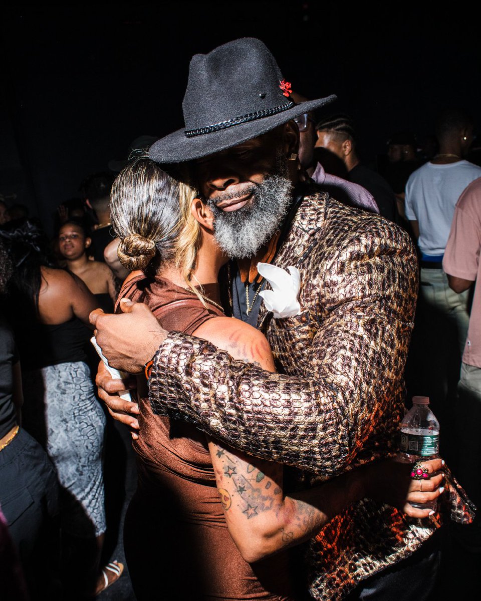 stay silent tweet media