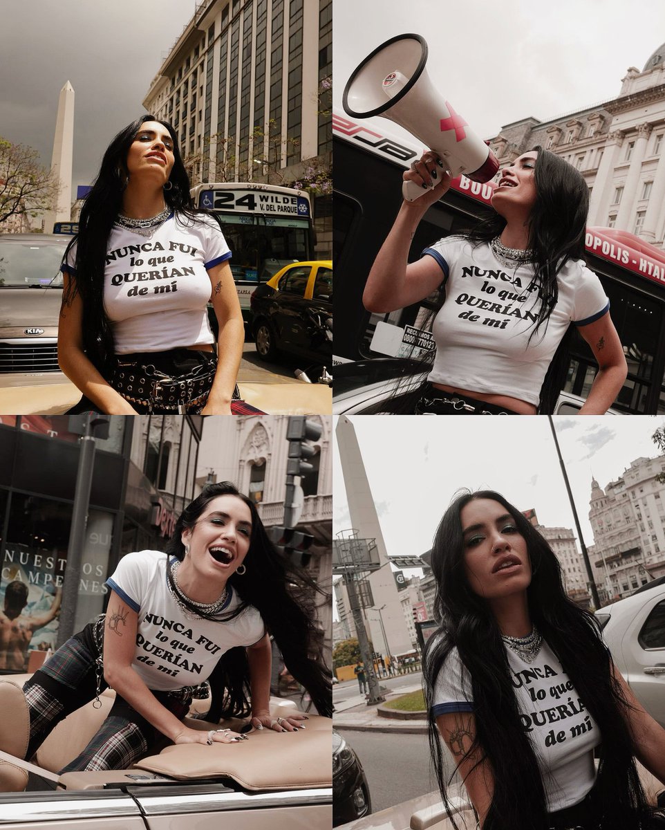 hdlalispics's tweet photo. THIS DIVA https://t.co/DpxxjvBDE0