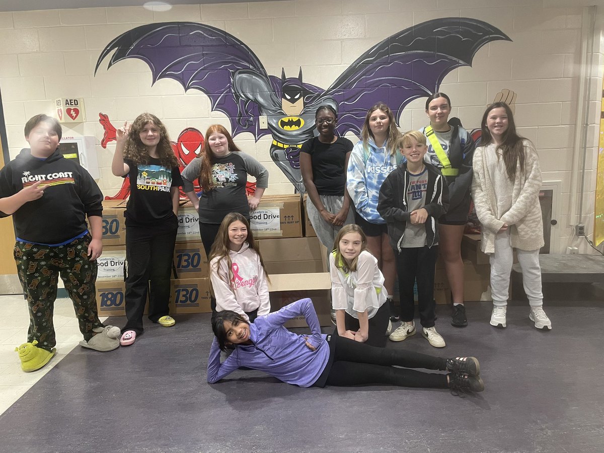 Leaders in Training Food Drive collected over 1000 cans and nonperishables for the Barnegat Food pantry! Thanks to all that contributed! 
#itsahorbelthing
