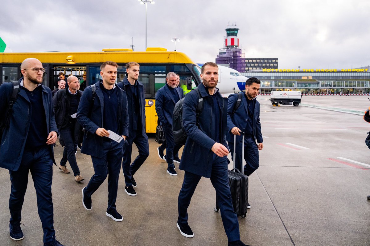 Boarding time <a href="/RTHA_Nieuws/">Rotterdam The Hague Airport</a> 🧳

#UCL