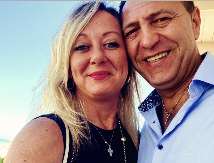 LaBiondastra's tweet image. 33 anni fa era lunedì e più o meno a quest’ora mi venivi a prendere per uscire insieme per la prima volta
❤️ auguri a noi 💐✨🥂