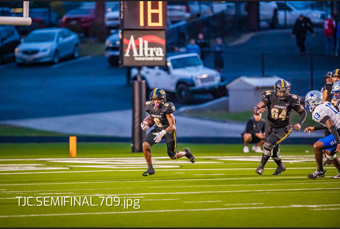 jamonlee4's tweet photo. 6,3 305
Season stats 31 pancakes total
Started tackle 4 games 
Rest of games started left guard
Played everything position in a game before
Versatile recruitment is open 
Full qualifier 
And read to dominate on next team
@Coach_Donohoe @BradyDavis10 @CoachTLouis @FCProspects_ https://t.co/wTCQow0UK2